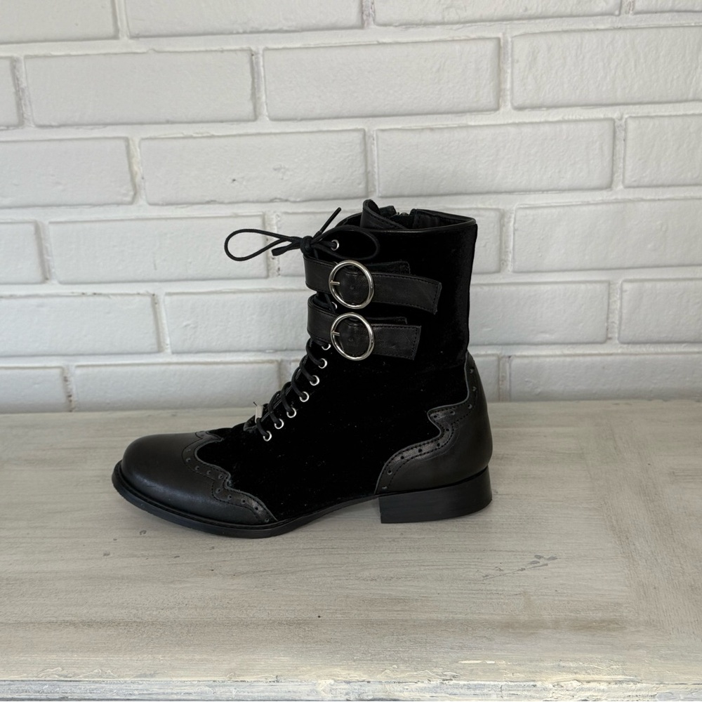 John Fluevog Black Women's Lace-Up Boots - Picture 13 of 16